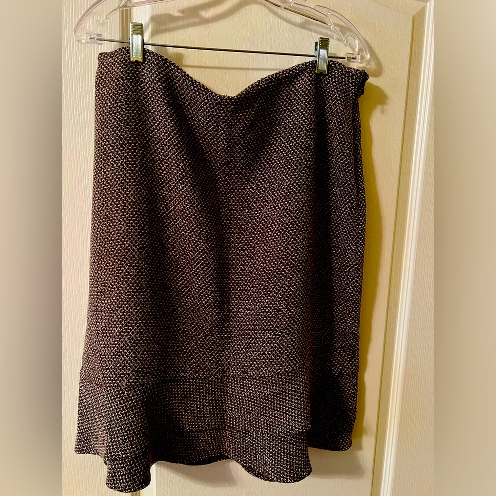 Size 14 tweed colored skirt with ruffled bottom